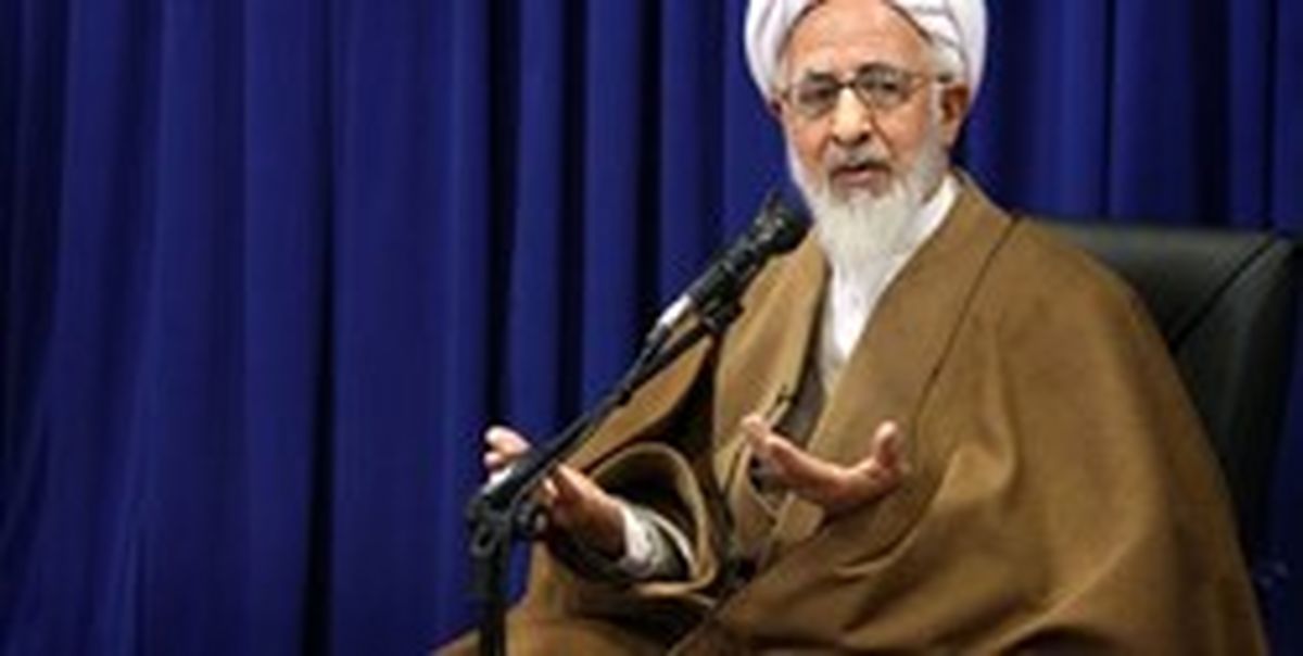 آیتالله جوادیآملی: حوزه را پدرانه مدیریت کنید