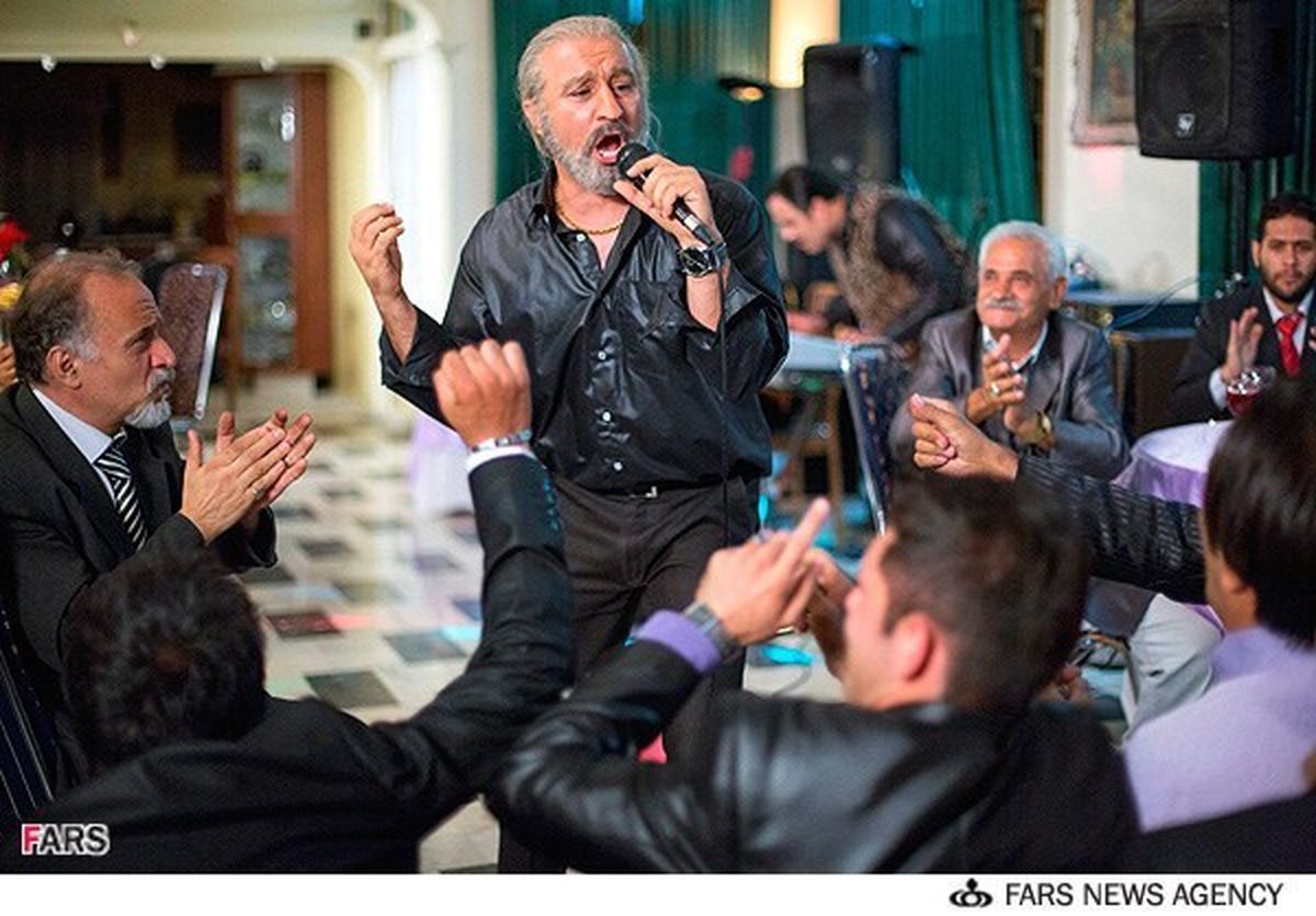 عکس/ خوانندگی محسن تنابنده