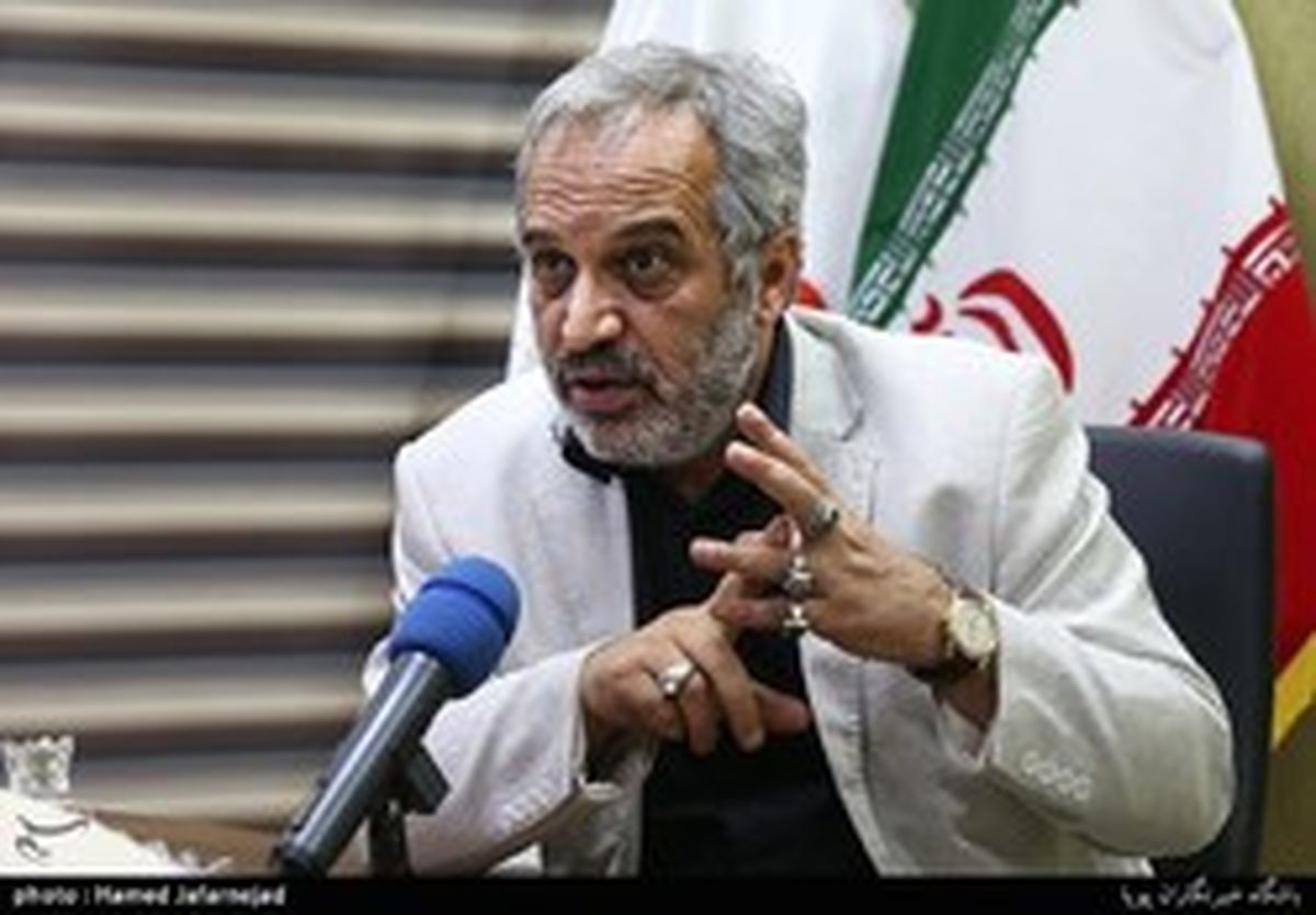 آقای کارگردان: به من می‌گفتند سانسورچی‌ام!