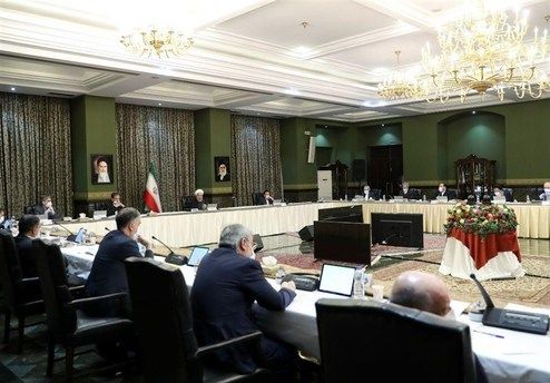 حضور جهانگیری در جلسه هیات دولت +عکس