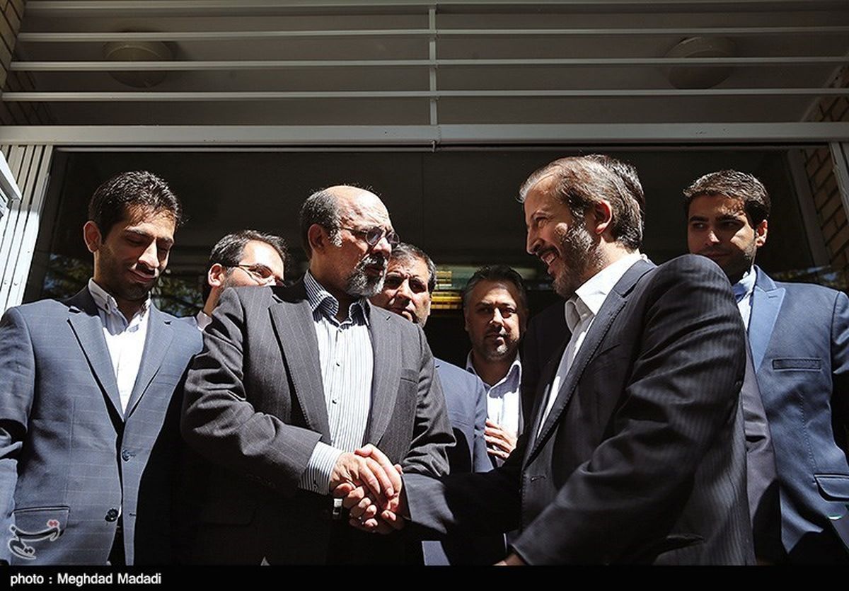 دانشجو کلید دانشگاه را تحویل داد/عکس