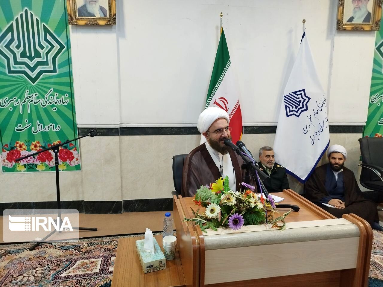 نماینده رهبر انقلاب: جانباختگان بی‌گناه حوادث زاهدان شهید محسوب شدند