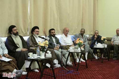 تصاویر:‌دیدار هنرمندان‌حاجی با قاضی‌عسکر