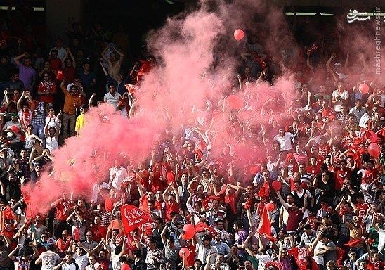 از پیراهنی که آندو به قلعه‌نویی نشان داد تا پرتاب بطری به ژنرال+ عکس