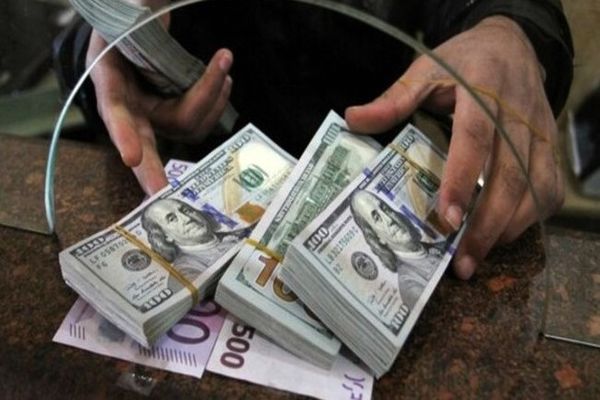 راز بازار داغ ارز/ پشت‌پرده موج صعودی دلار، طلا و سکه چیست؟