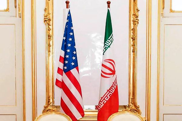 معنای پیغام و پسغام‌های ترامپی در آستانه ۱۳ آبان