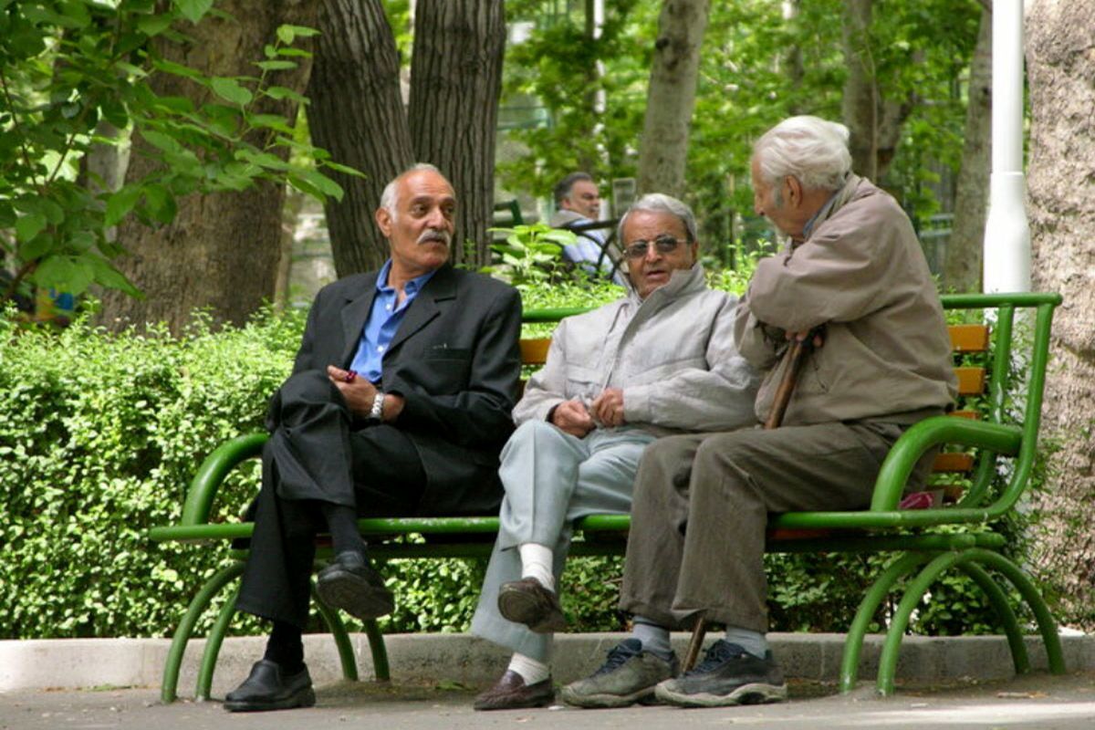 خبر خوش برای بازنشستگان با حقوق زیر ۲۰ میلیون | واریز سه مرحله‌ای معوقات حقوق بازنشستگان  