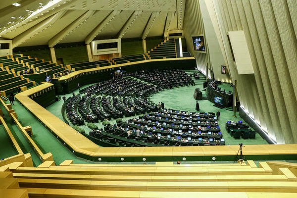 تذکر ۶۱ نفر از نمایندگان به دولت 