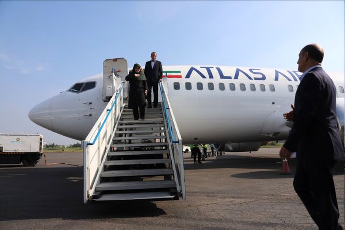 بازدید سخنگوی دولت از دو کارگاه تولیدی در انزلی