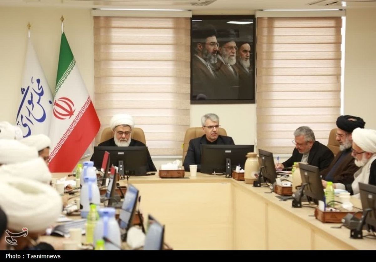 بقایی: رهبر معظم انقلاب بر همه مباحث و مسائل اشراف دارند