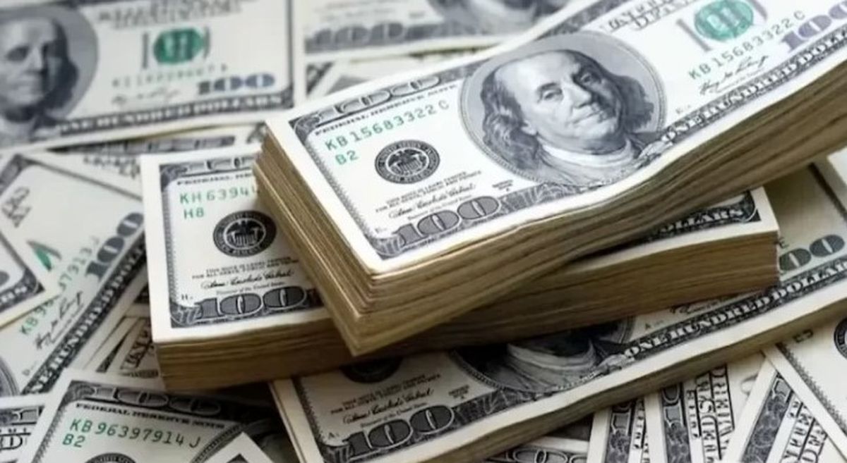 ریزش تاریخی قیمت دلار در ۲۳ مهر ۱۴۰۴ | سقوط ۳۰۰۰ تومانی در چند ساعت! 