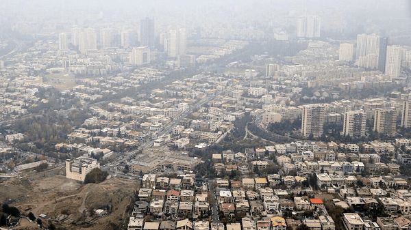 باد دوباره به کمک تهران آمد