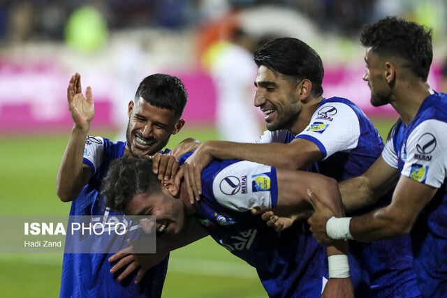 ساپینتو ۴ بازیکن استقلال را برای داربی کنار گذاشت