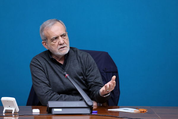 پزشکیان: وضعیت امروز کشور پیچیده‌تر از دوران جنگ است