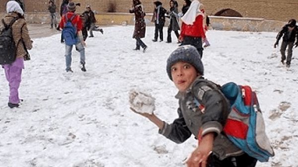 تعطیلات زمستانی ۱۴۰۴ دوباره داغ شد | تعطیلات مدارس در آذر و دی؟