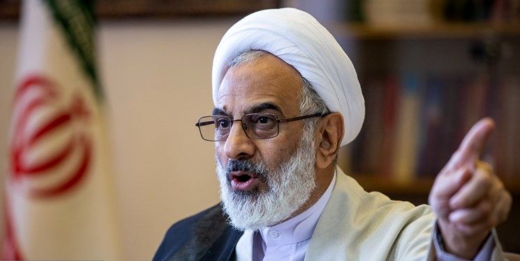 حاجی‌صادقی: امروز، روز جهاد تبیین شما بانوان است