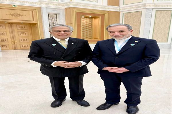 پیام وزیر خارجه پاکستان درباره دیدار با عراقچی در ترکمنستان