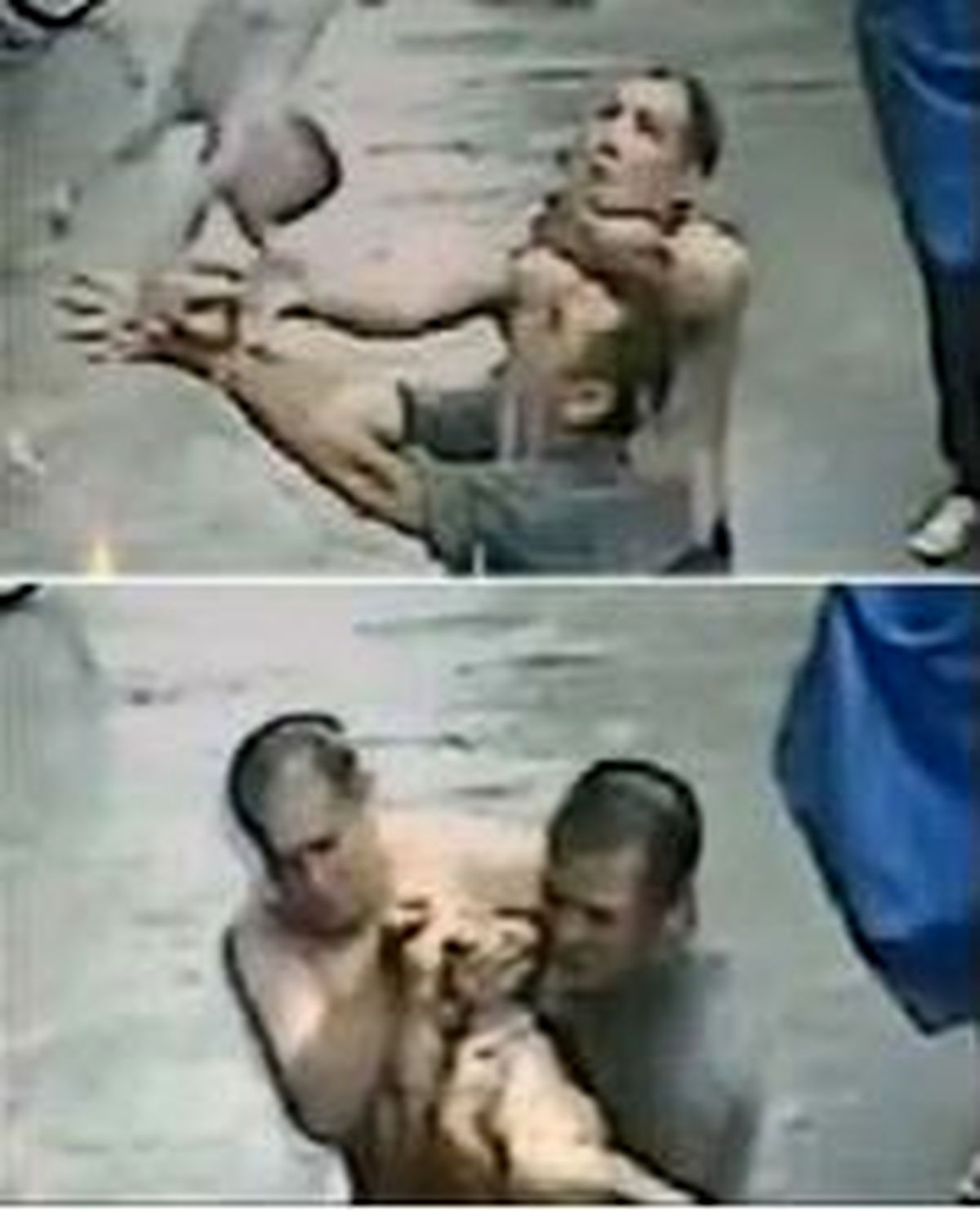 نجات کودک 12ماهه پس از سقوط/عکس