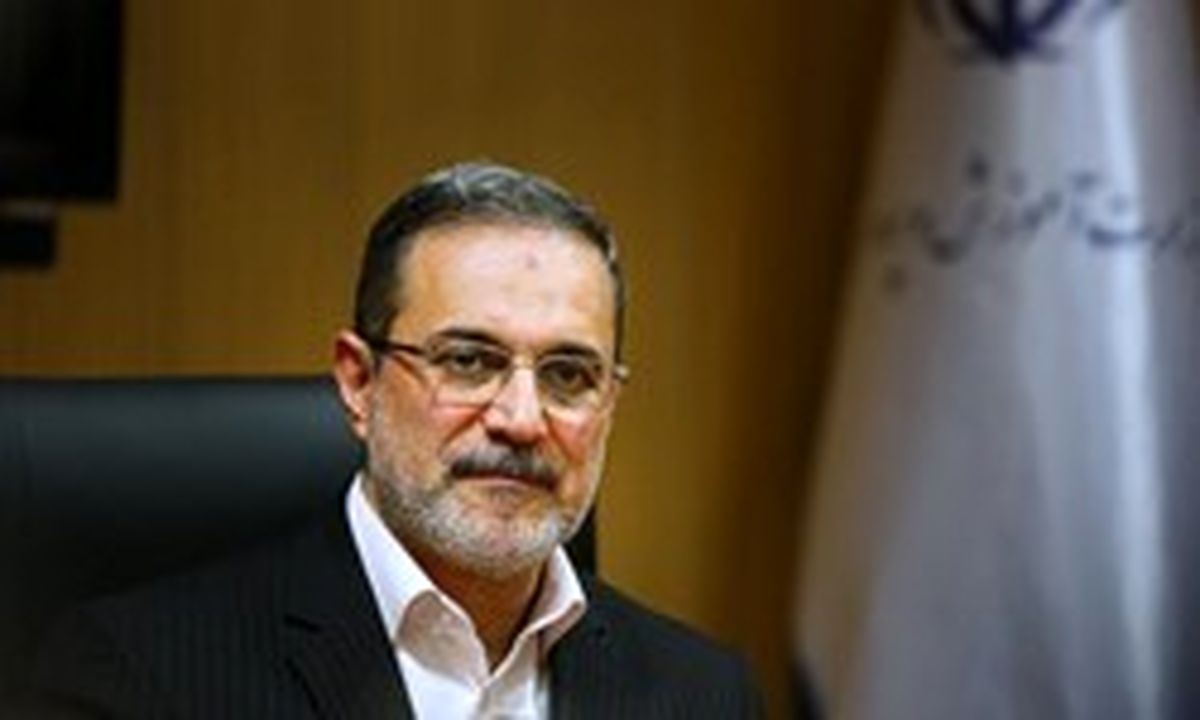 بطحایی: مدرسه محلی برای حفظ کردن فرمولها نیست
