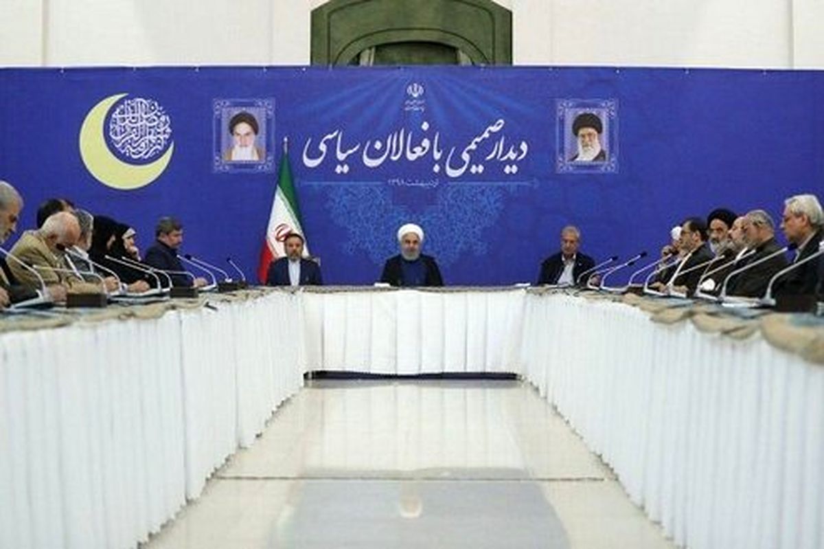 روحانی: فشارهای سیاسی و اقتصادی دشمنان، یک جنگ تمام عیار در تاریخ است