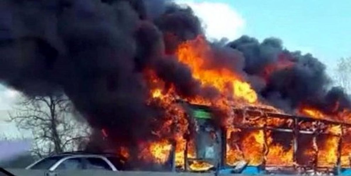 راننده ایتالیایی اتوبوس حامل کودکان را به آتش کشید