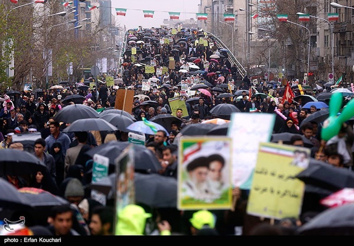 تصاویر/راهپیمایی یوم الله 22 بهمن