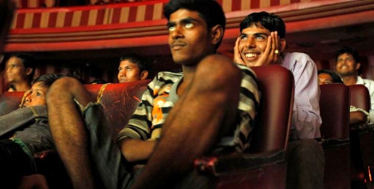 تصویر: مدل های مختلف تماشای فیلم