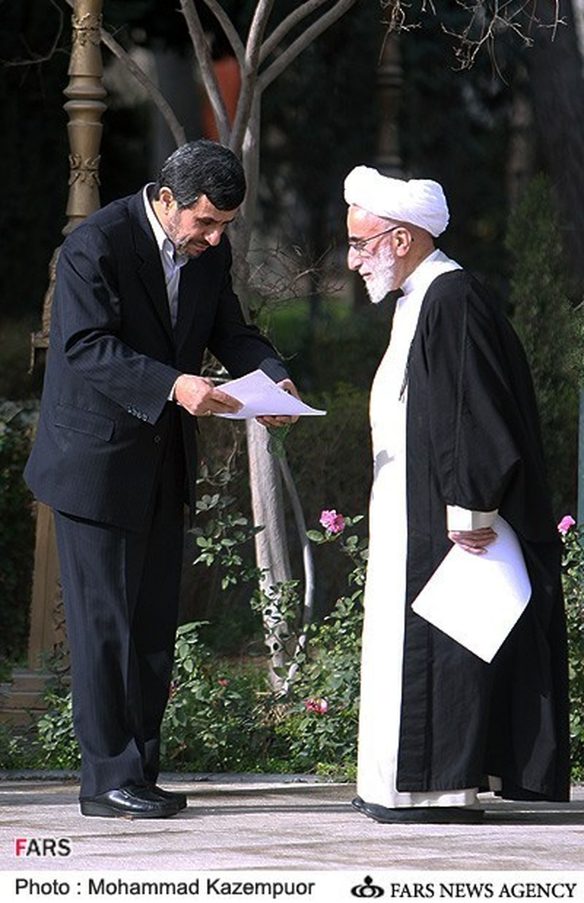 عکس/‌صحبت‌های‌خصوصی‌جنتی‌و‌احمدی‌نژاد