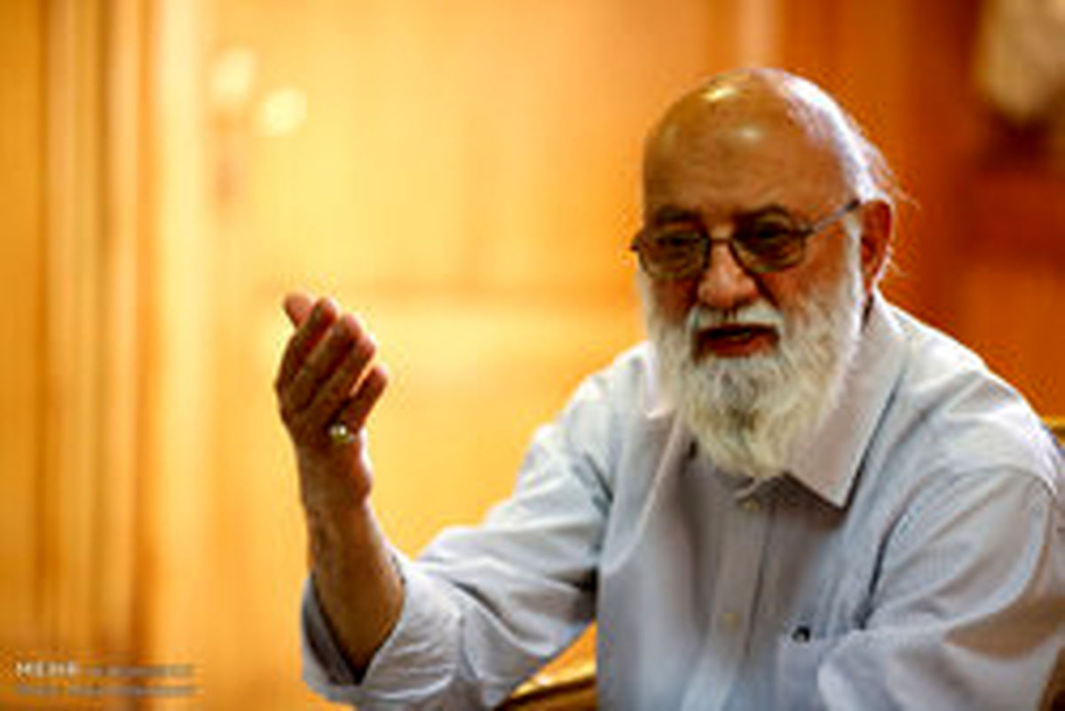 دولت اختیار اجرای طرح مقابله با آلودگی هوا را به شهردار سابق نداد/ میان دولت و شهرداری همکاری وجود ندارد/ مدیریت شهری به جای کار، سیاه‌نمایی می کند/ هیچ گونه نتیجه و نصیبی از حضور شهردار در دولت را نمی بینیم