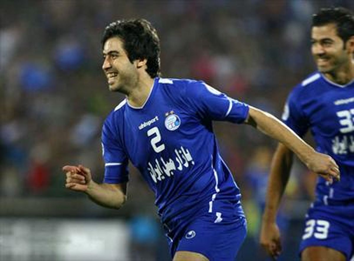 ستارهمحبوباستقلالدرلباسپرسپولیس/عکس
