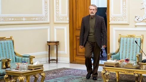 لاریجانی تصمیم بگیرد عقلای دو جریان قبولش دارند
