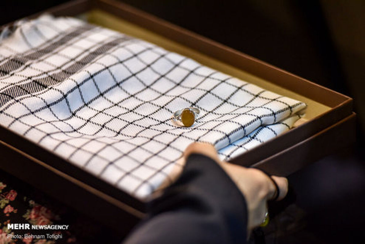 تصاویر: هدیه رهبر انقلاب به اهدا کنندگان مدالهای المپیاد