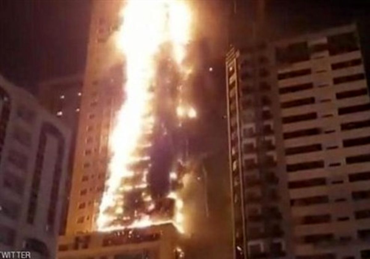 آتش‌سوزی گسترده در برج‌ مسکونی امارات +عکس و فیلم