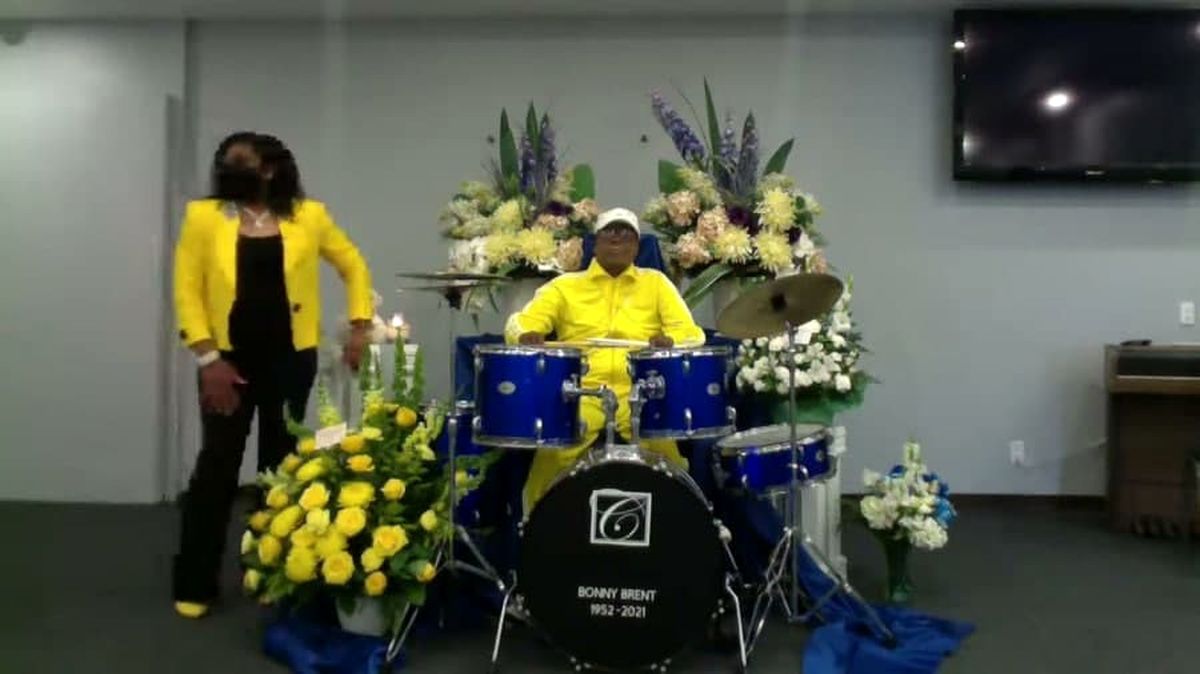 مردی که بعد از مردن معروف شد+عکس