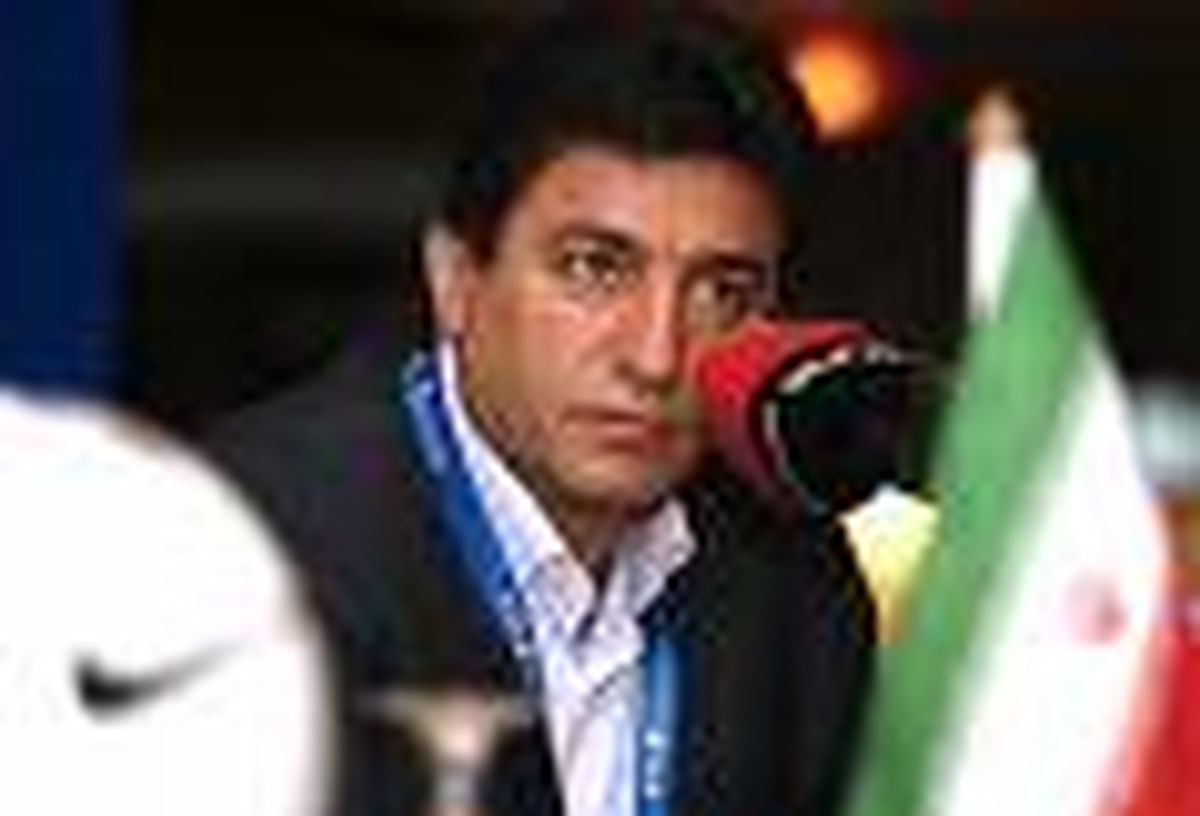 قلعه ‌نویی و سرمربیگری تیم ملی