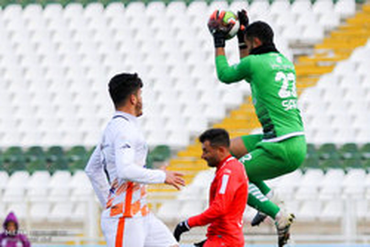 پیروزی تراکتورسازی در مشهد