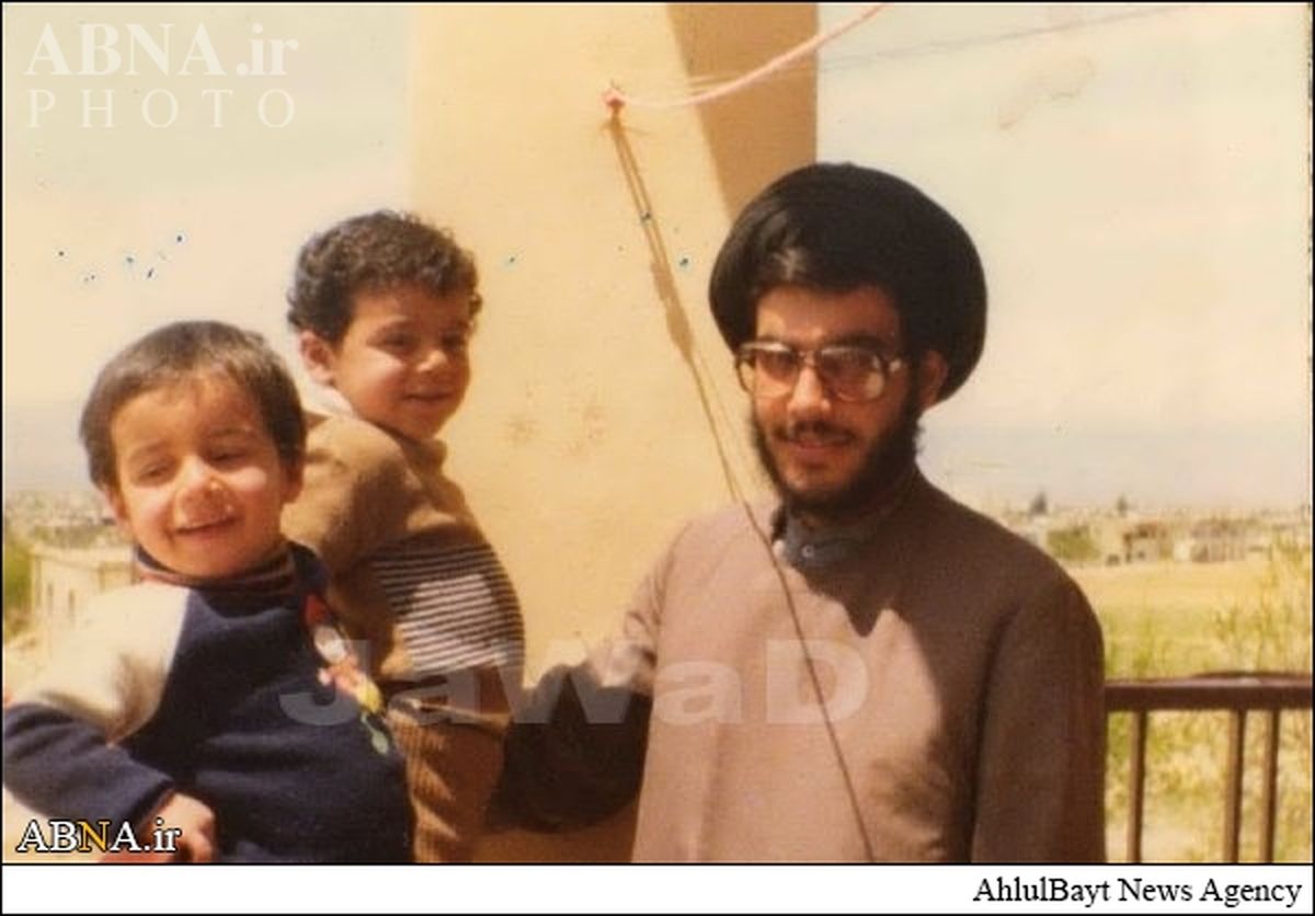 تصویری نادر ازسیدحسن‌نصرالله و فرزندانش