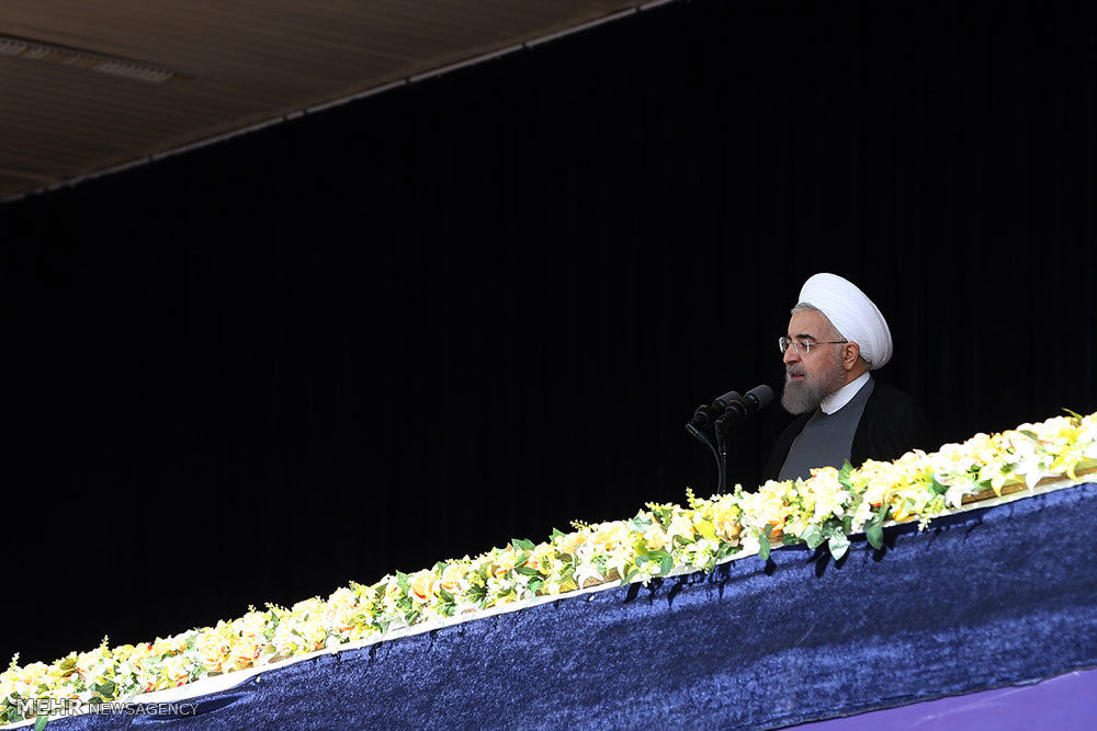 اعتراف بزرگ روحانی: امروز مشکل رکود و بیکاری داریم / ۱۰۰ تا ۳۰۰ مدیر حقوق نامتعارف گرفتهاند