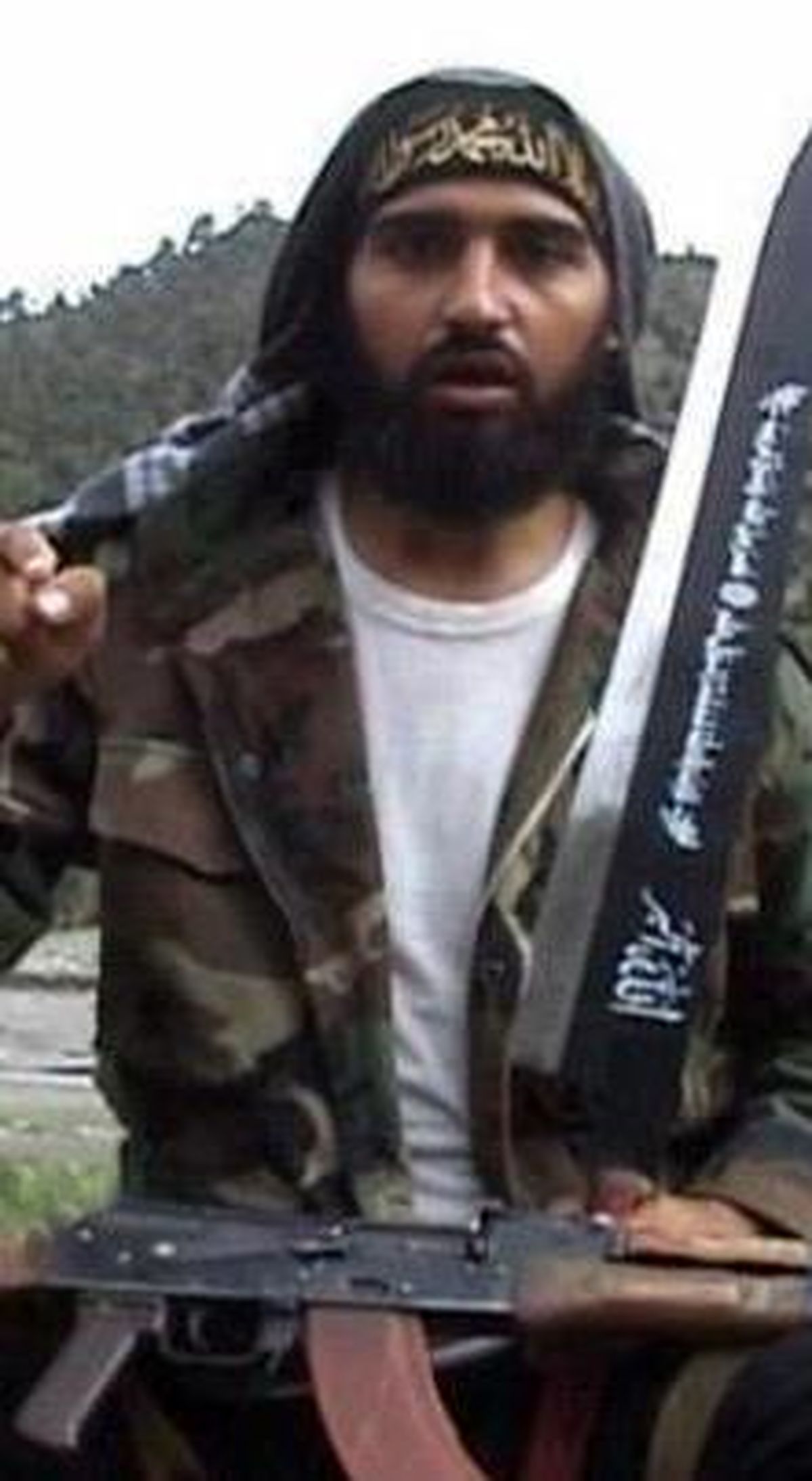 جنگ در سوریه ، درمان در اسرائیل/ اسیران فلسطینی از معالجه محروم اند،سلفی‌های سوری نه!