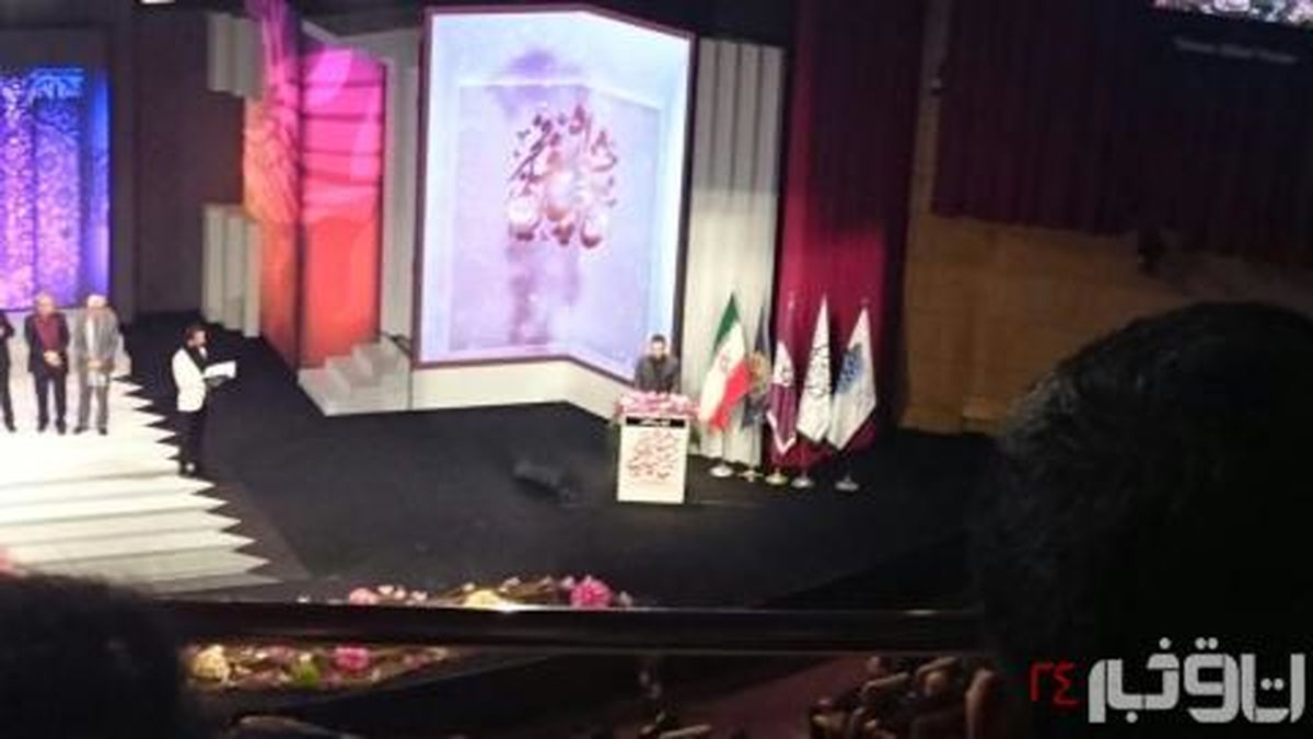 عکس: رادان و سلوکی در حال اعلام برندگان