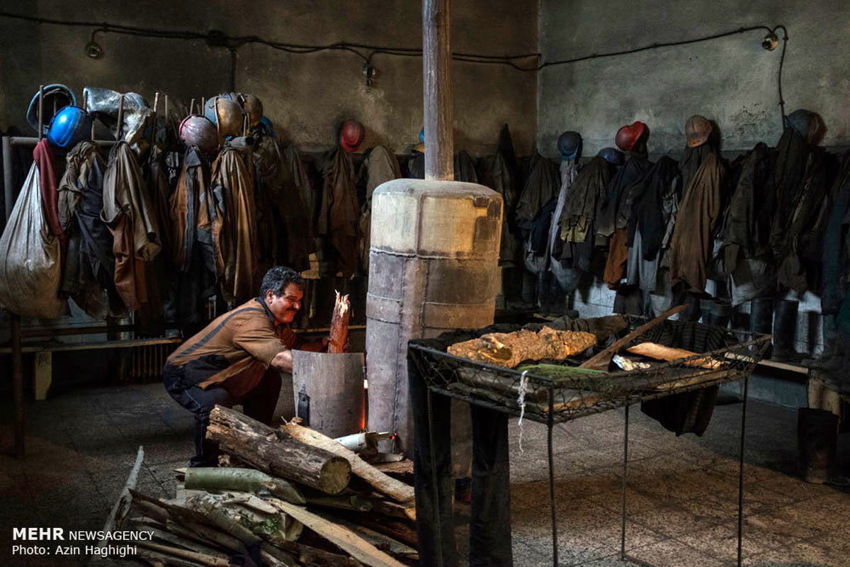 گزارش تصویری: زندگی کارگران در معدن زغال سنگ گلستان