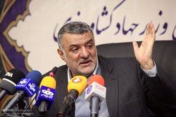 وزیر جهاد: خودکفایی گندم تحریم غذایی ایران را بی‌اثر کرد