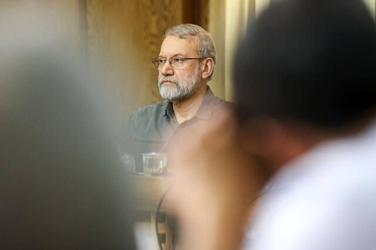 واکنش لاریجانی به گنده‌گویی ترامپ