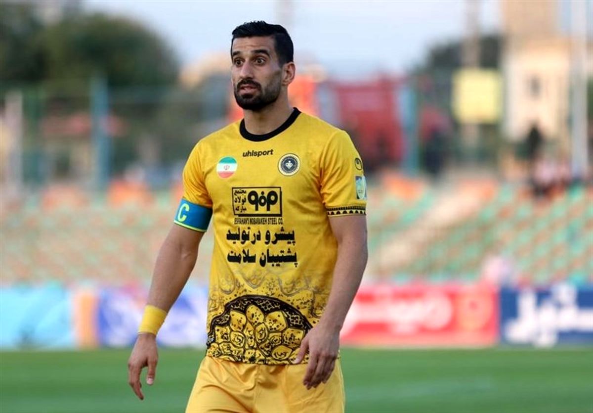 احسان حاج صفی در لباس تیم آاِک یونان + عکس