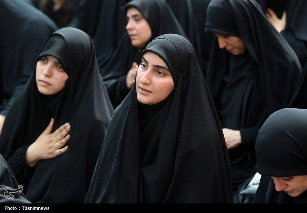 حضور فرزندان شهید سلیمانی در تشییع شهید ایزدی 