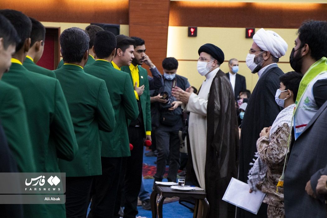 تصاویر: دیدار رئیسی با نخبگان سمنان