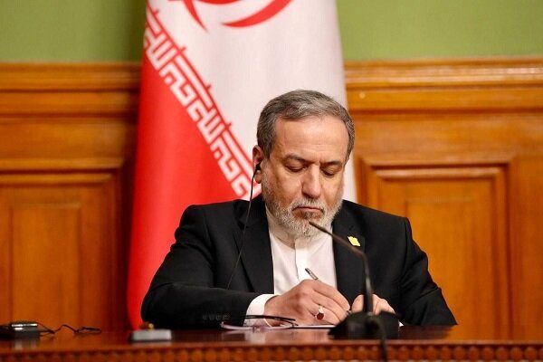 پیام عراقچی به میشل عون: لبنان را از دست دشمن واقعی خود نجات دهید