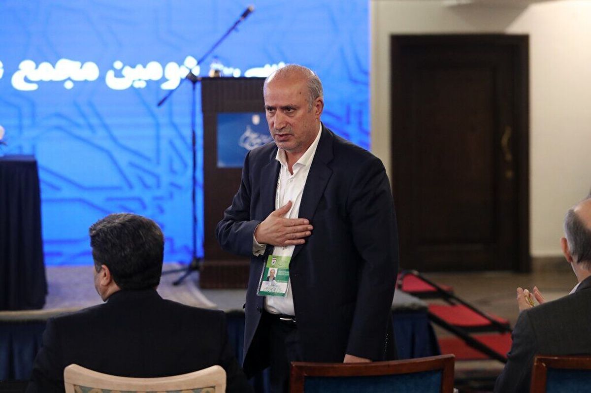 تاج: از وضعیت فعلی داوری راضی نیستم/ امیدوارم داوریها در فصل بعد سامان بگیرد