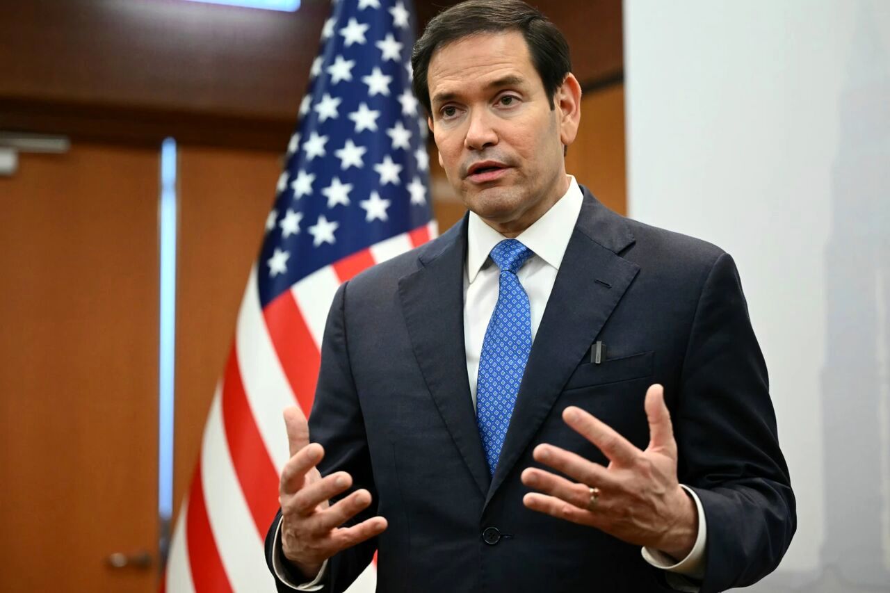 استقبال باورنکردنی از وزیر خارجه آمریکا در دوحه +فیلم