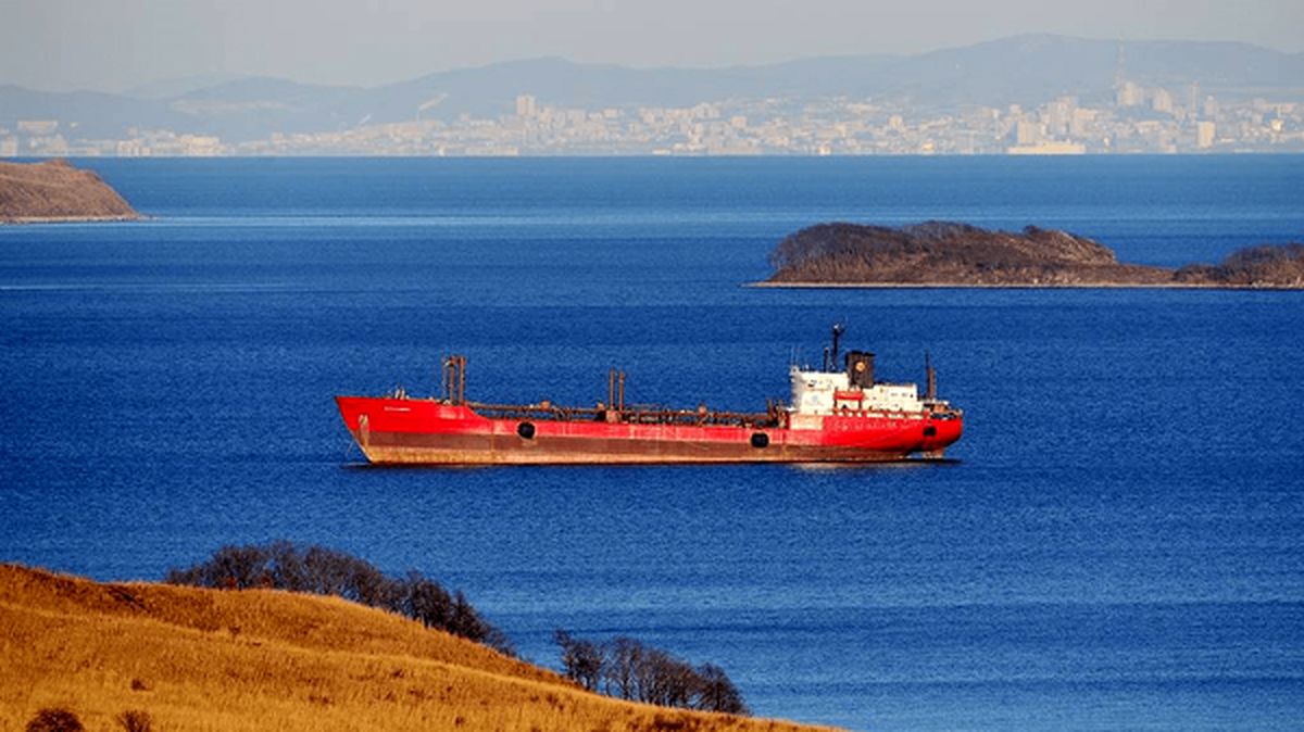 تحریم‌های اروپا اینبار برای «ناوگان سایه» روسیه